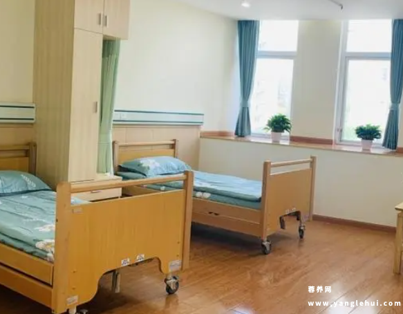 成都蓉逸好邻新安居社区康养中心(龙潭店)
