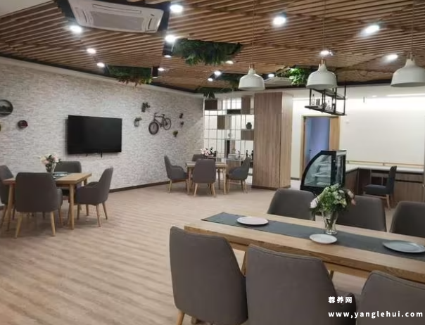 正黄熙悦里康养公寓