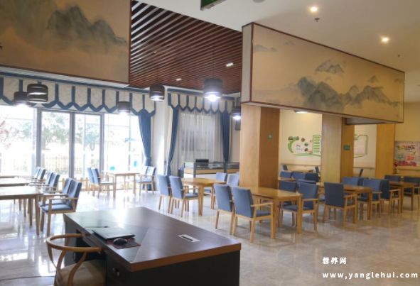 一暄康养海洋公园(南门)院 一暄康养海洋公园(南门)院